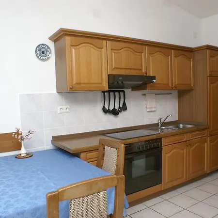 4098a Mandre